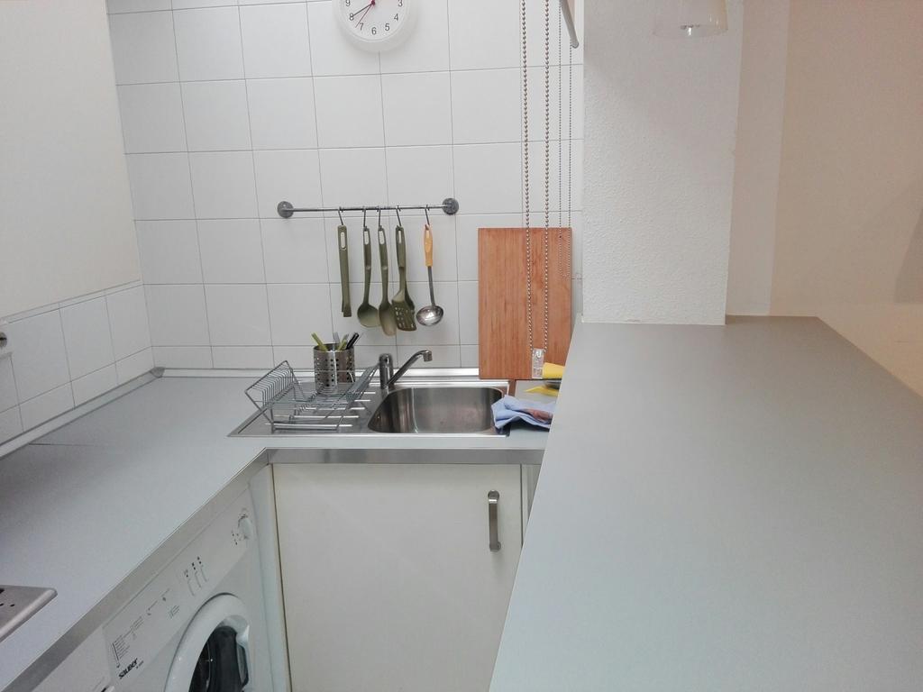 Centrico Apartamento Con Patio Privado Seville Luaran gambar