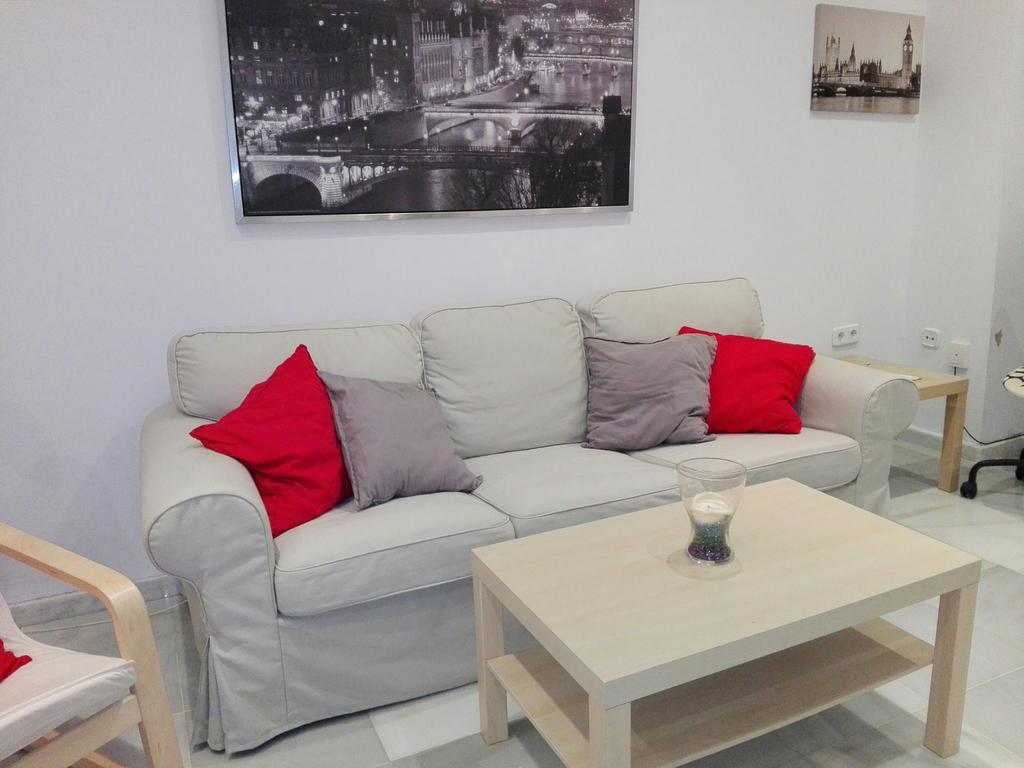 Centrico Apartamento Con Patio Privado Seville Luaran gambar